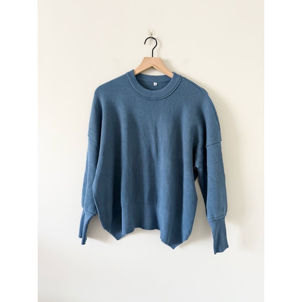 Amazon Drop Shoulder Knit Sweater in Dusty Blue Size XS